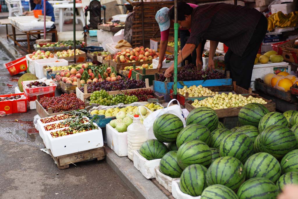 Foto, materieel, vrij, landschap, schilderstuk, bevoorraden foto,Een diepe rode profijt markt, Markt, Straat stal, Boodschappend doend, Leven