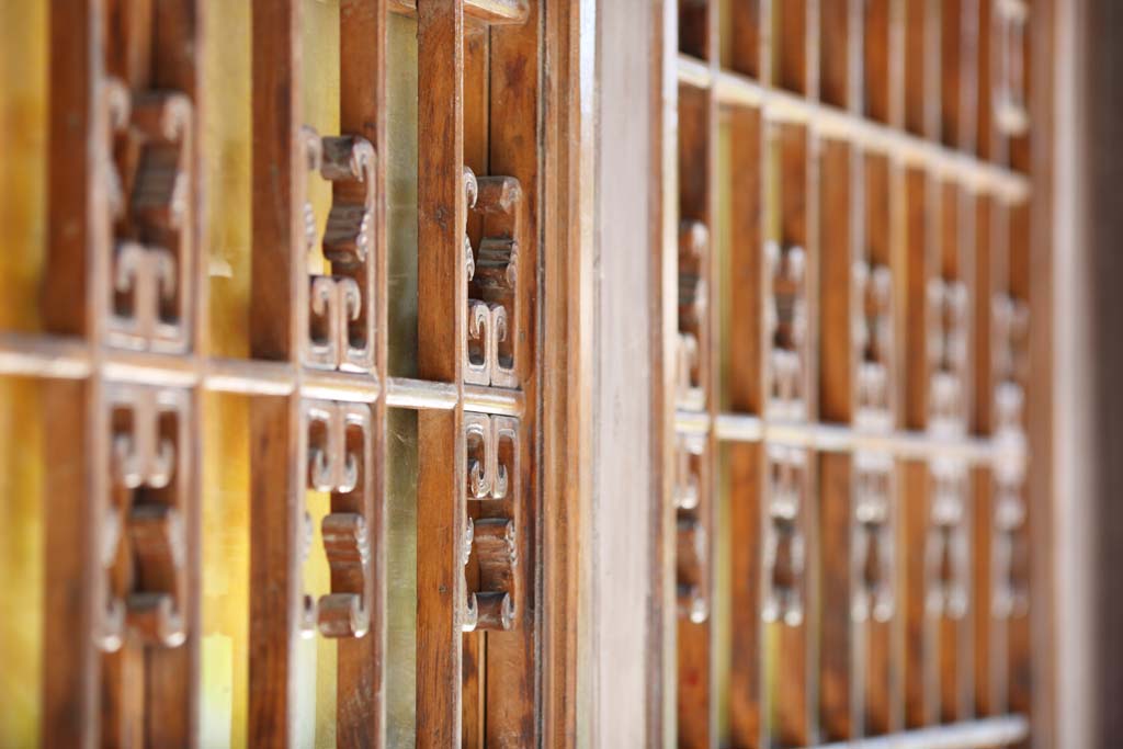 photo,material,free,landscape,picture,stock photo,Creative Commons,A summering mountain cottage, I am wooden, lattice window, summer resort, Ch'ing