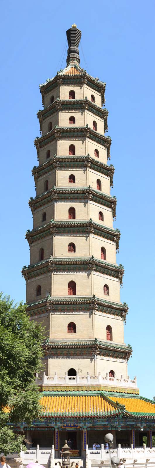 Foto, materiell, befreit, Landschaft, Bild, hat Foto auf Lager,Das bersommern von Gebirgshtte yongyoutempleStupa, Buddhistisches Reliquiar, Chaitya, Turm, Ch'ing