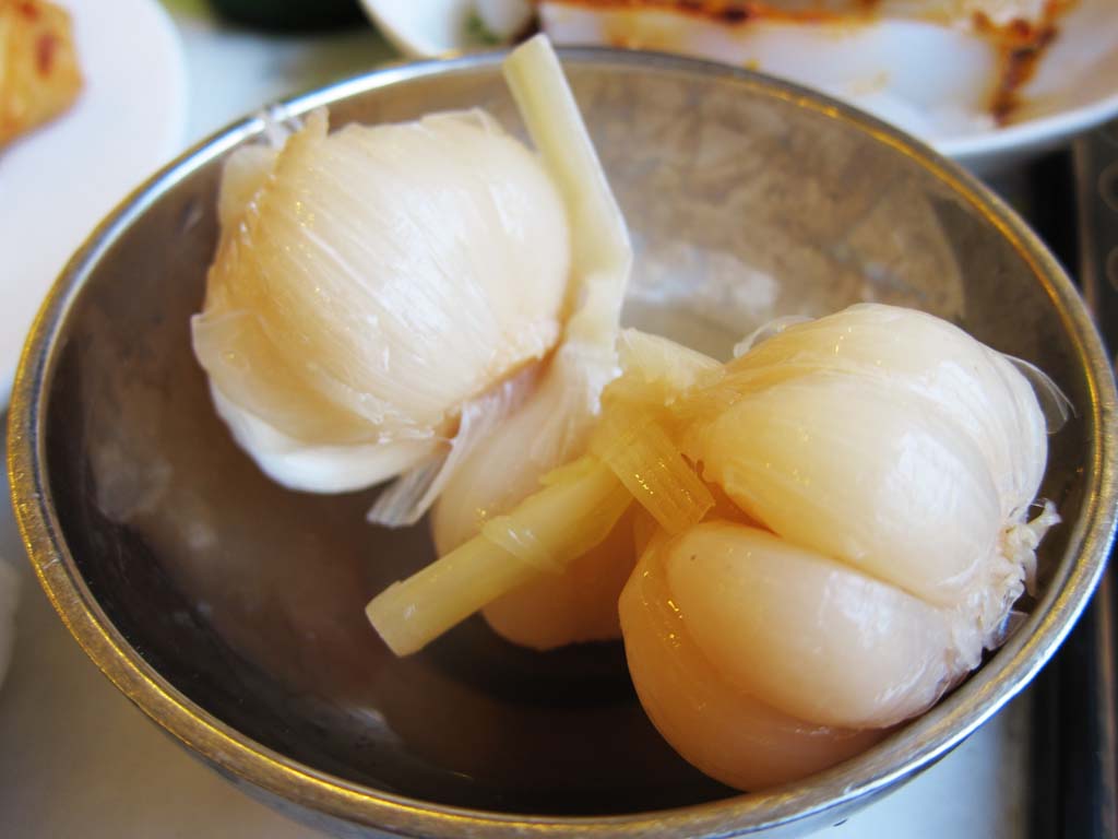 photo,material,free,landscape,picture,stock photo,Creative Commons,Pickling in vinegar of the garlic, pickle, Garlic, , Chinese food