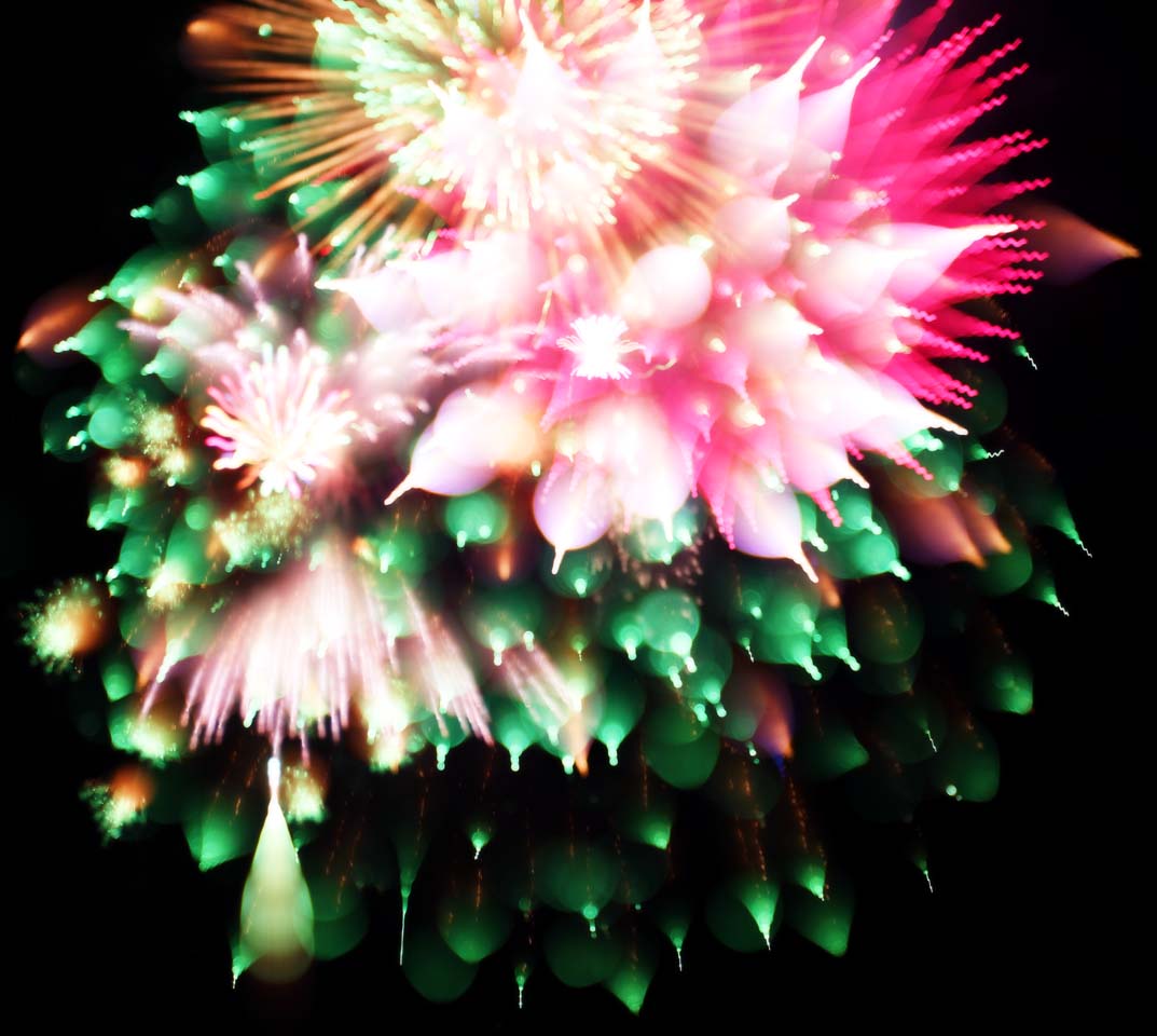 photo,material,free,landscape,picture,stock photo,Creative Commons,Tama River Fireworks Display, Launching fireworks, natural scene or object which adds poetic charm to the season of the summer, Signal fire, Brightness