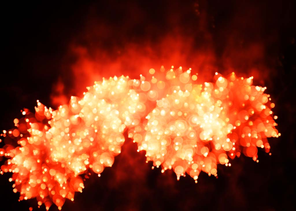 photo,material,free,landscape,picture,stock photo,Creative Commons,Tama River Fireworks Display, Launching fireworks, natural scene or object which adds poetic charm to the season of the summer, Signal fire, Brightness