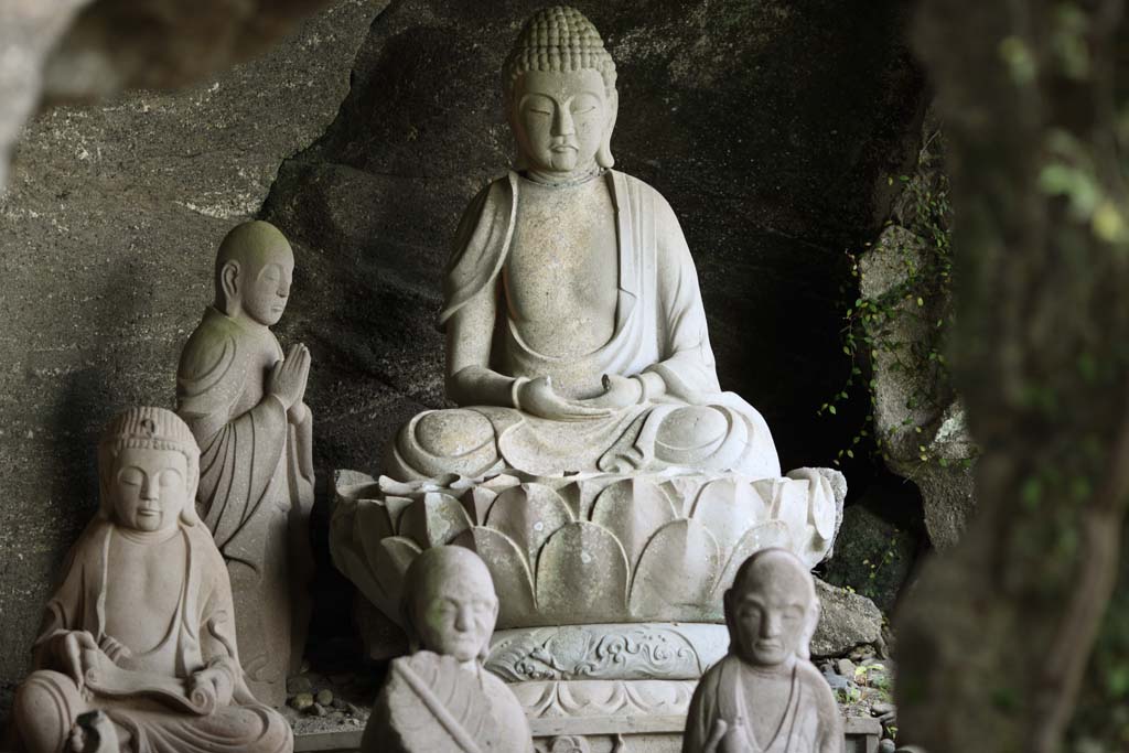 Foto, materiell, befreit, Landschaft, Bild, hat Foto auf Lager,Mt. sah keine rhea-Hhle Okuno-in Tempel, Buddhismus, Ishibotoke, Buddhistisches Bild, Realisierung