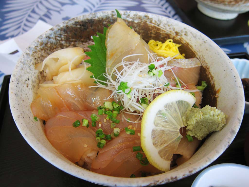 photo,material,free,landscape,picture,stock photo,Creative Commons,Sea foods bowl, Japanese food, Sashimi, Fresh fish, Rice