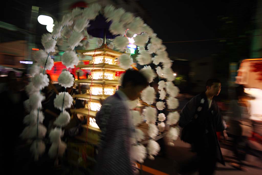 photo,material,free,landscape,picture,stock photo,Creative Commons,Buddhist memorial service many lamps, tower for Taho-nyorai, Many lamps, line, artificial flower