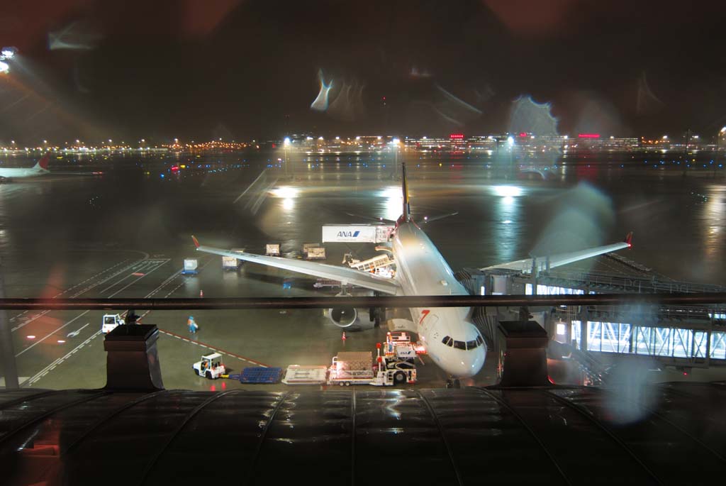 , , , , ,  .,Haneda , jetliner, , , runway