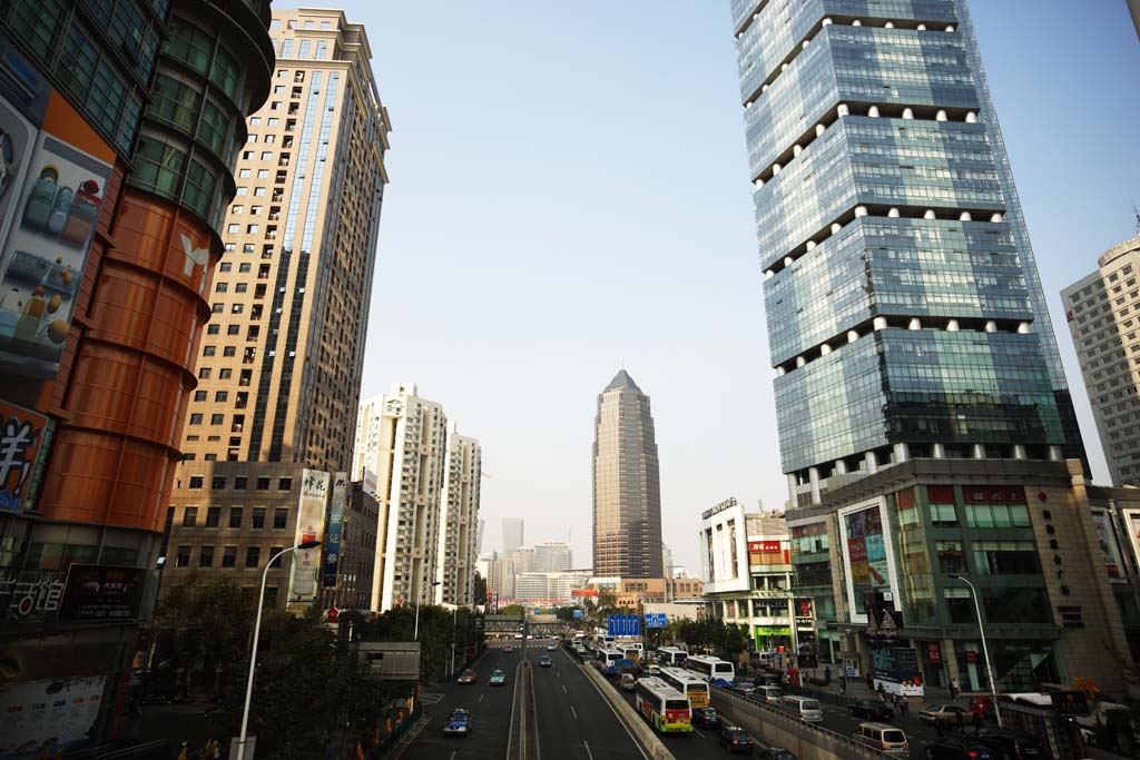 fotografia, material, livra, ajardine, imagine, proveja fotografia,Fila de casas ao longo de uma rua de cidade de Shanghai, edifcio de edifcio alto, estrada, carro, loja