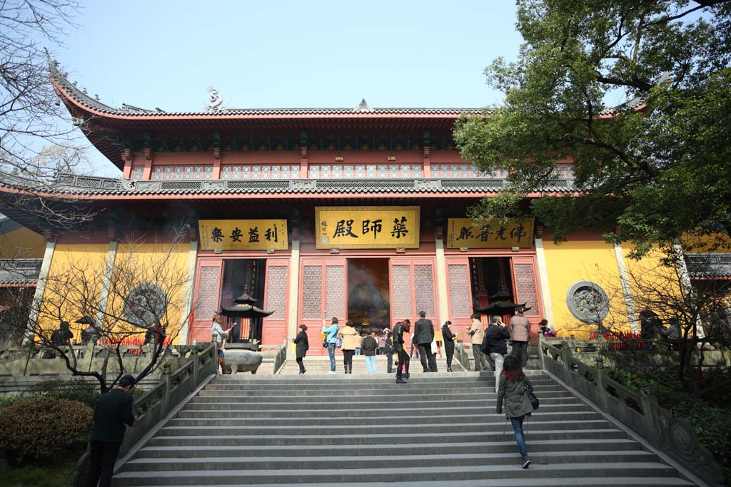 Foto, materieel, vrij, landschap, schilderstuk, bevoorraden foto,Hangzhoulingyingtemple arts, Boeddhisme, Een wierook lamp, Worshiper, Trouw