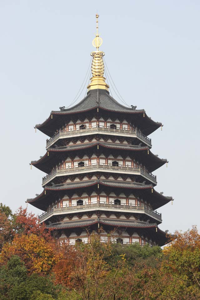 Foto, materiell, befreit, Landschaft, Bild, hat Foto auf Lager,Ein Donnerhhepunktturm, Turm, Die Donnerhhepunktglut des Sonnenunterganges, blasse blau-grne Schlangenbiographie, weie Tochter