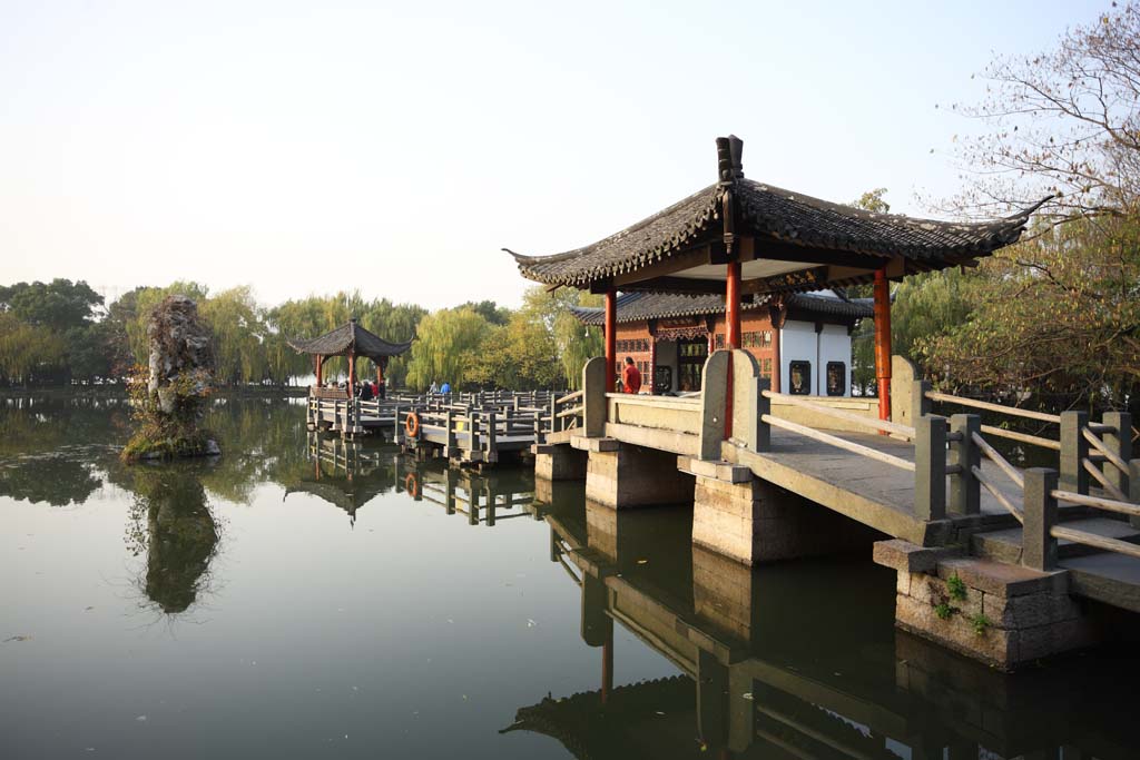 photo,material,free,landscape,picture,stock photo,Creative Commons,Three Pools Mirroring the Moon, An arbor, Saiko, deformed limestone, Nine pieces Bridge