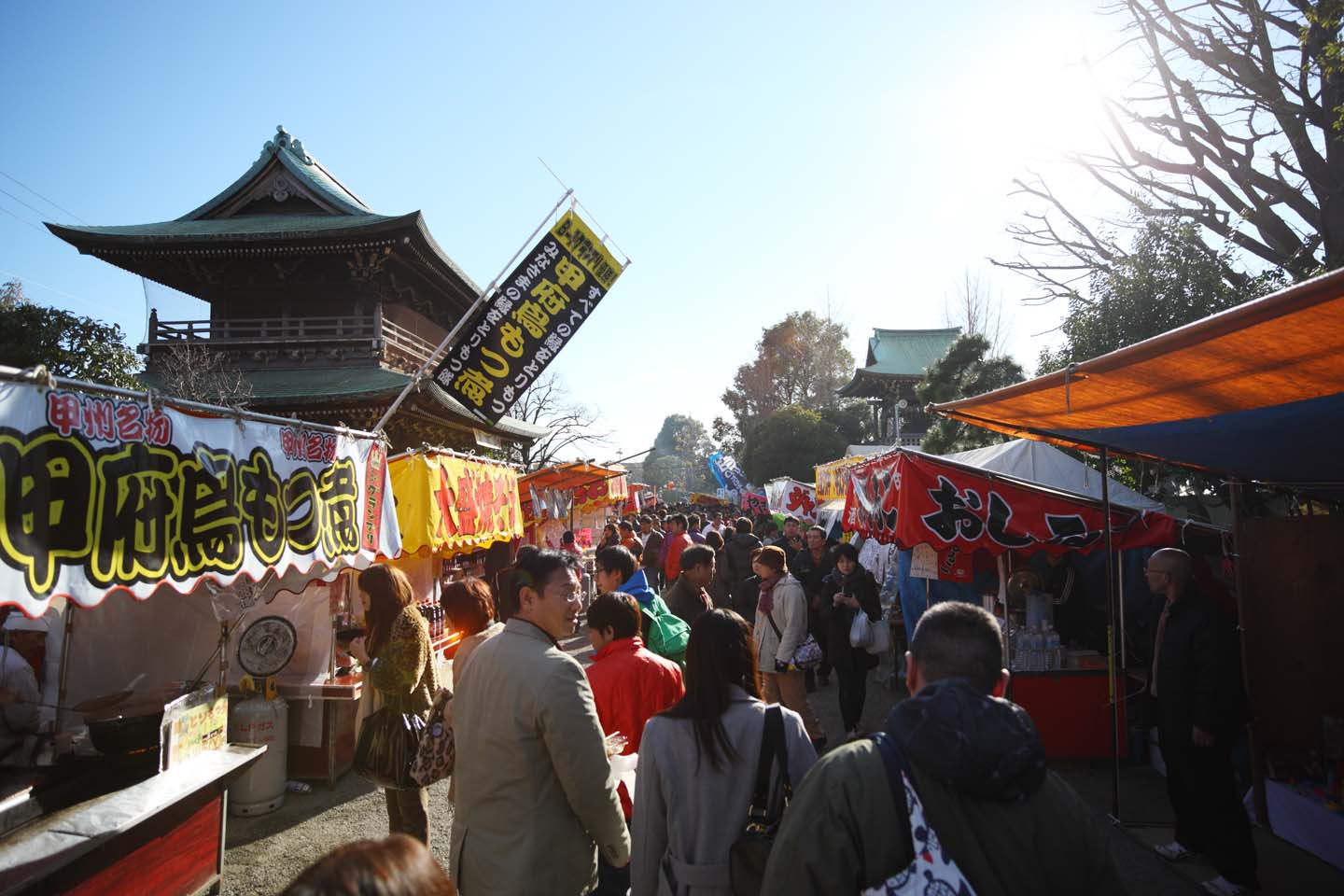 photo,material,free,landscape,picture,stock photo,Creative Commons,Kawasakidaishi, New Year's visit to a Shinto shrine, The immovable bar exam, dish simmered in which lasts, stand