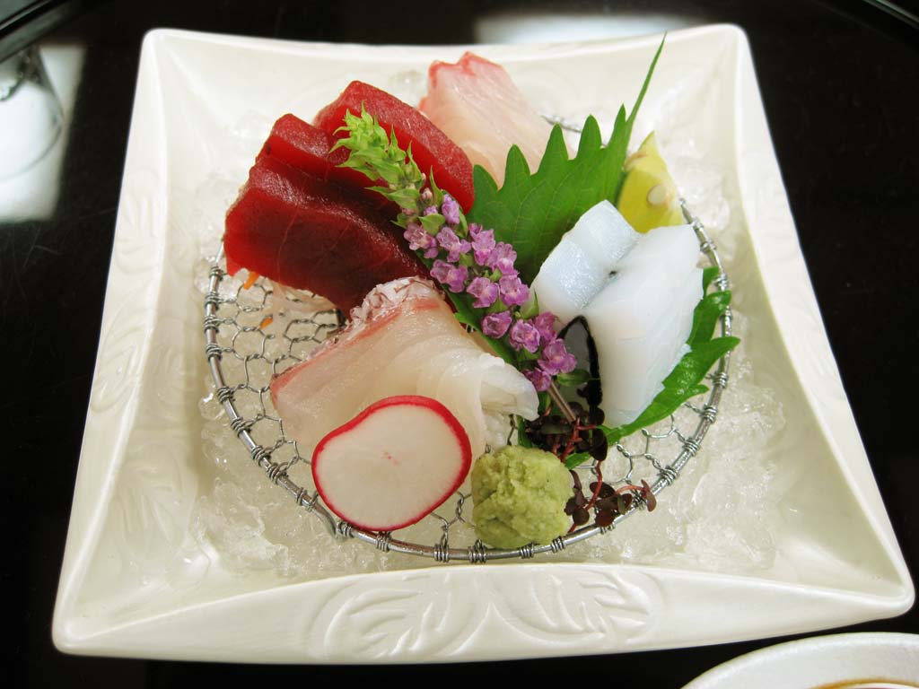 , , , , ,  .,Sashimi,  ,  , perilla, tuna