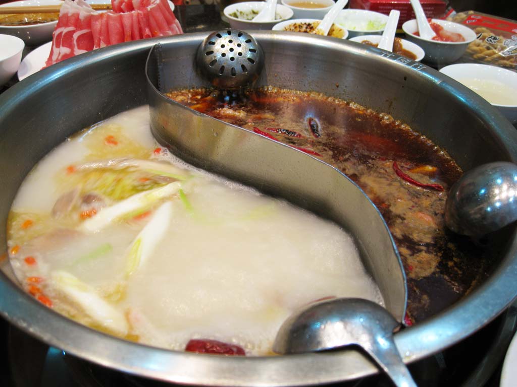photo,material,free,landscape,picture,stock photo,Creative Commons,A fire pan, fire pan, Soup, leek, Chinese food