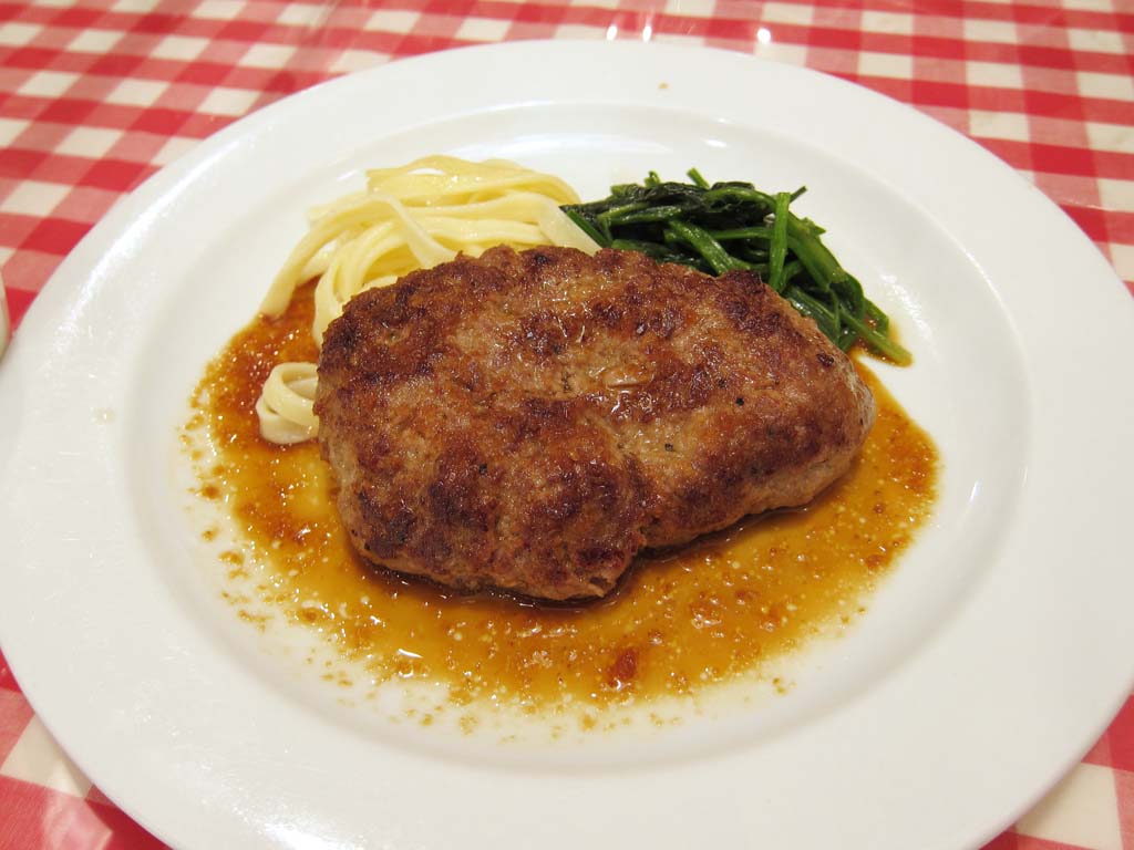 photo,material,free,landscape,picture,stock photo,Creative Commons,A hamburger steak, Western food, Beef, Spinach, Pasta