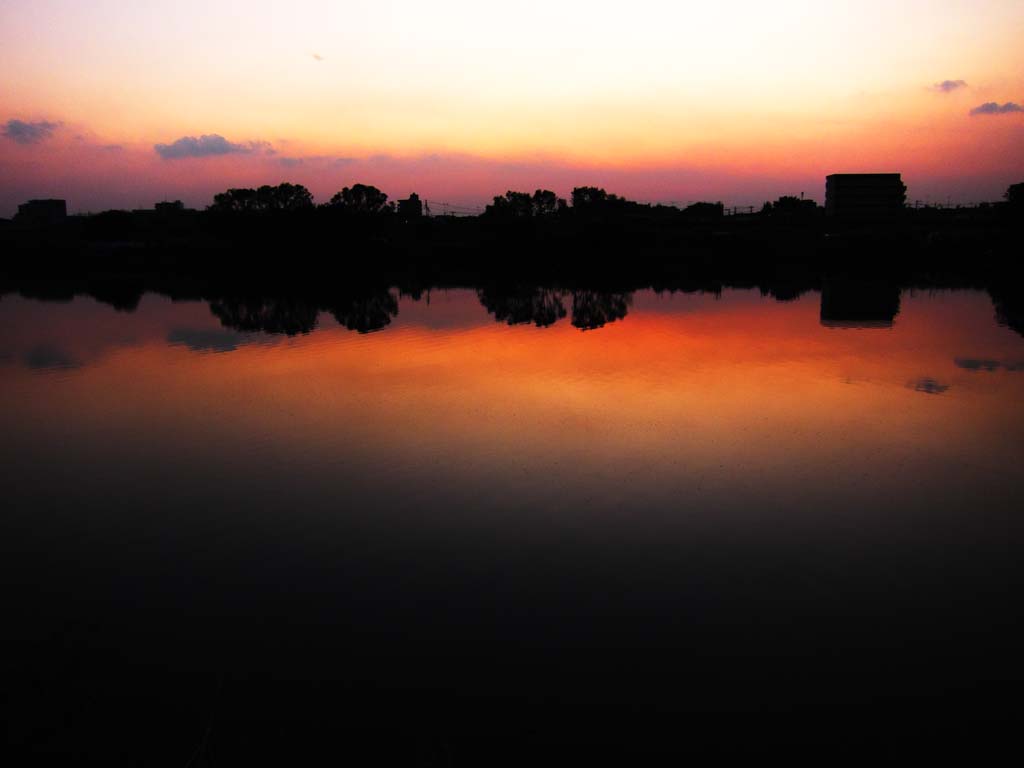 Foto, materiell, befreit, Landschaft, Bild, hat Foto auf Lager,Die Dmmerung vom Tama River, Bei Dunkelheit, Tama-Fluss, Wolke, Die Oberflche des Wassers