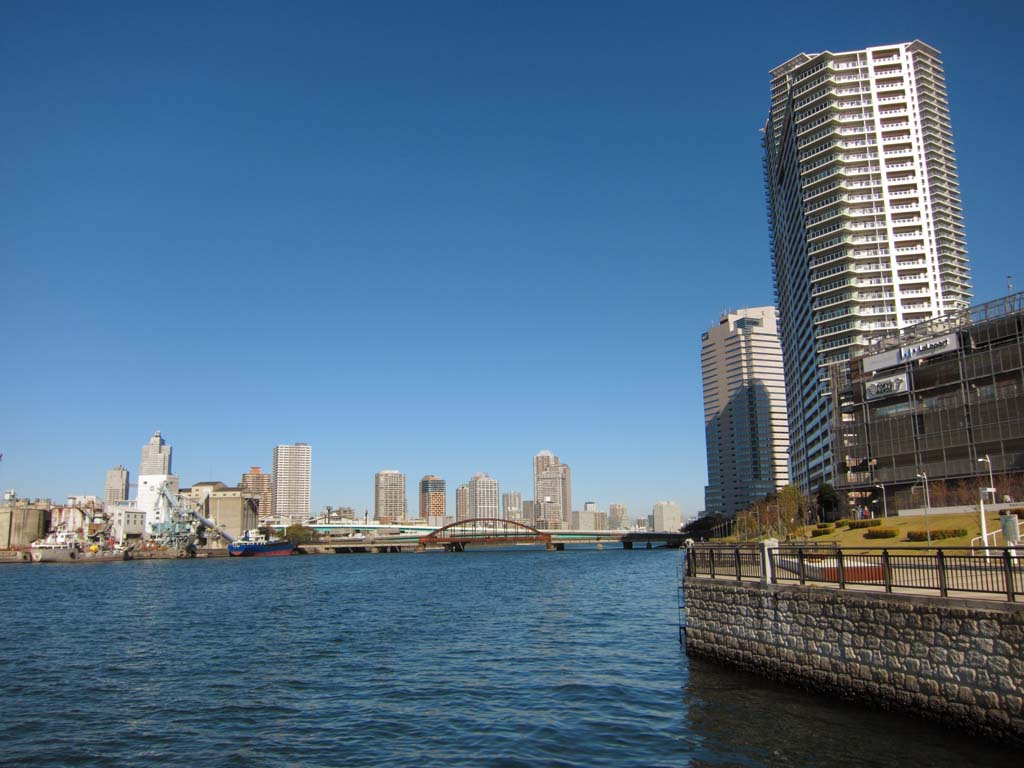 photo,material,free,landscape,picture,stock photo,Creative Commons,The seaside of Toyosu, ship, bridge, crane, high-rise apartment