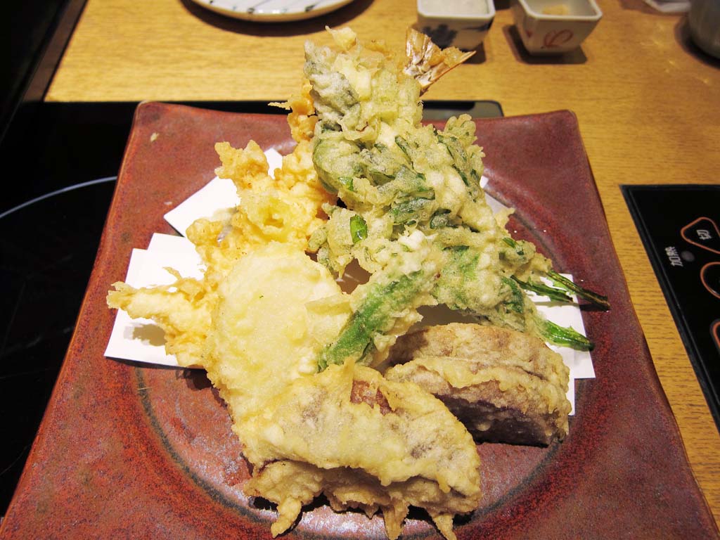 , , , , ,  .,Tempura,  , lobster ,  chrysanthemum, potato