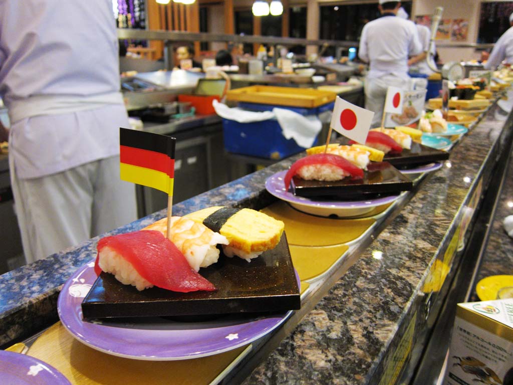 photo,material,free,landscape,picture,stock photo,Creative Commons,Belt-conveyor sushi, Red meat, lobster, An omelet, Finger sushi