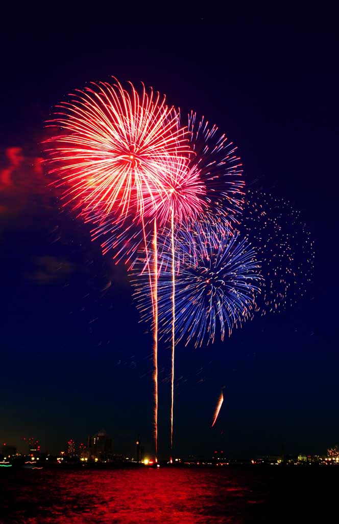 Foto, materiell, befreit, Landschaft, Bild, hat Foto auf Lager,Tokyo Bucht groartiges Feuerwerk, Feuerwerk, Nacht, Abschuss, Ein-Fufeuerwerkball