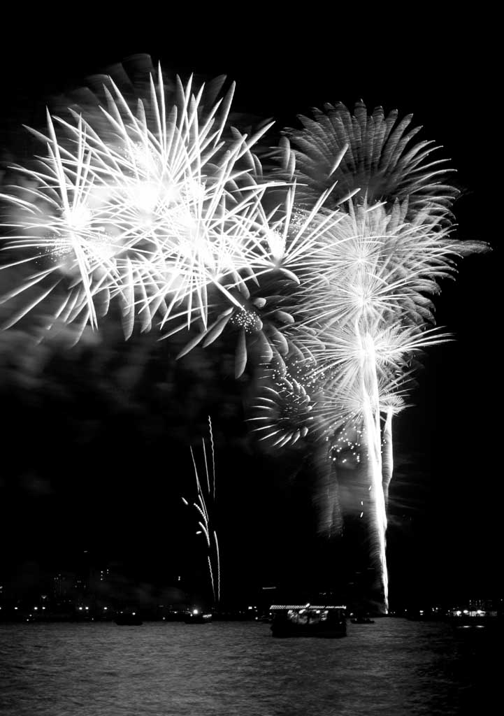 Foto, materiell, befreit, Landschaft, Bild, hat Foto auf Lager,Tokyo Bucht groartiges Feuerwerk, Feuerwerk, Nacht, Abschuss, Ein-Fufeuerwerkball