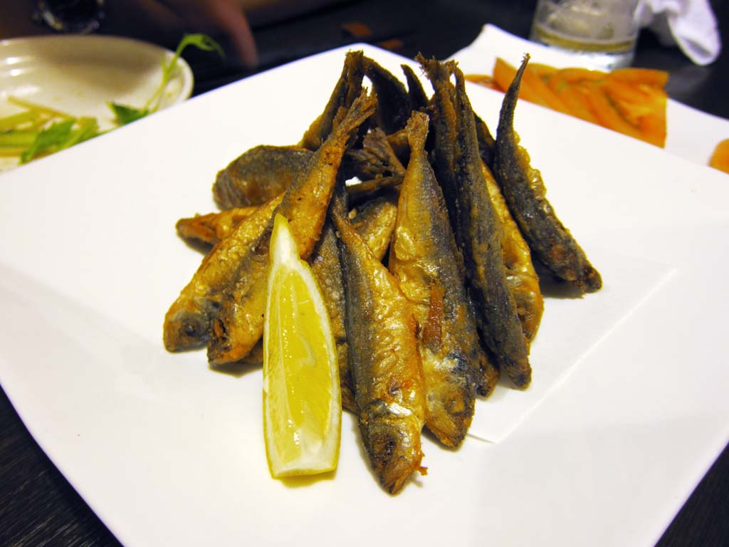 photo,material,free,landscape,picture,stock photo,Creative Commons,The deep-fried horse mackerel, Cooking, Food, , 