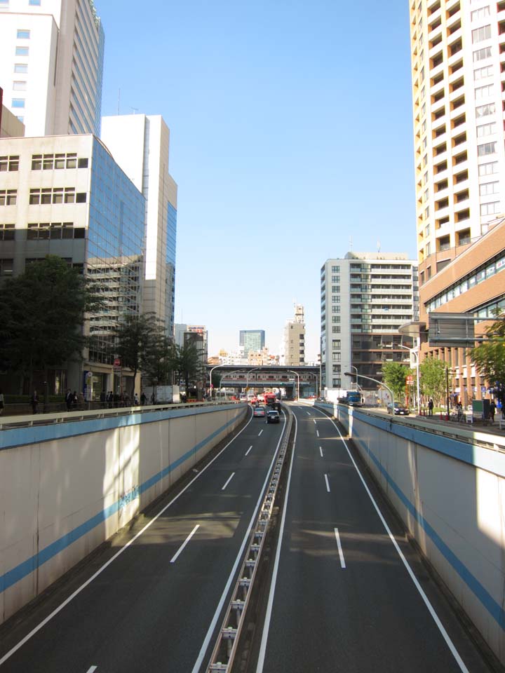 photo,material,free,landscape,picture,stock photo,Creative Commons,The scenery from the Nakameguro overpass, road, Nakameguro, An overpass, 