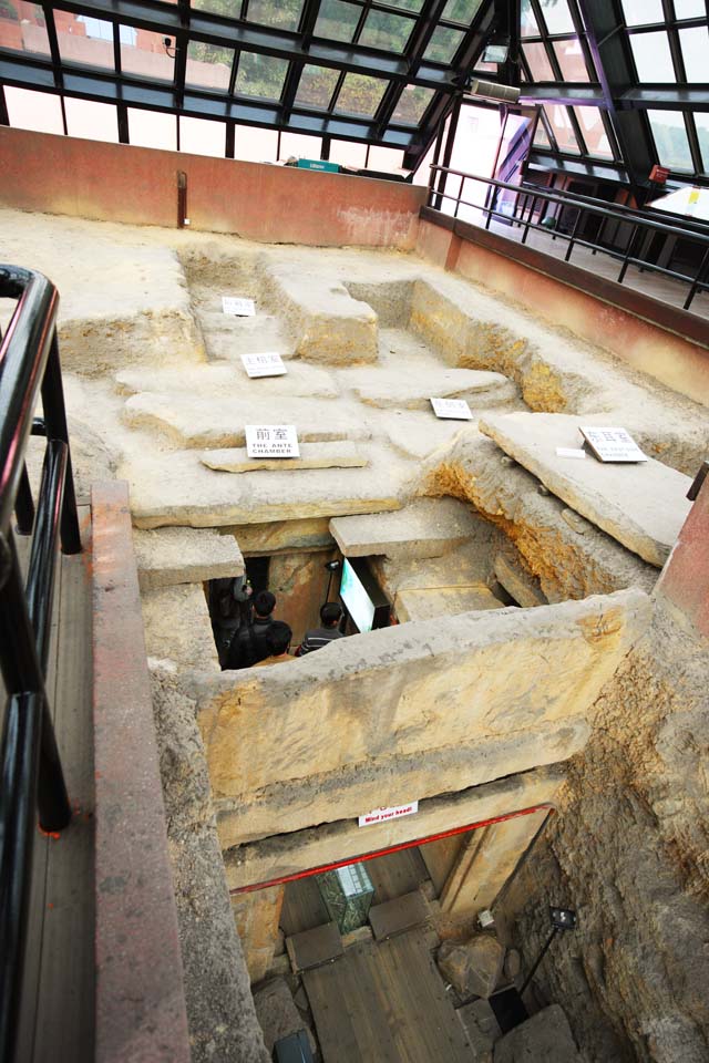 Foto, materiell, befreit, Landschaft, Bild, hat Foto auf Lager,Westliches Han-Museum des Nanyue Knigsmausoleums, ernst, Begrbnishgelgrab, , Minagoshi-Land