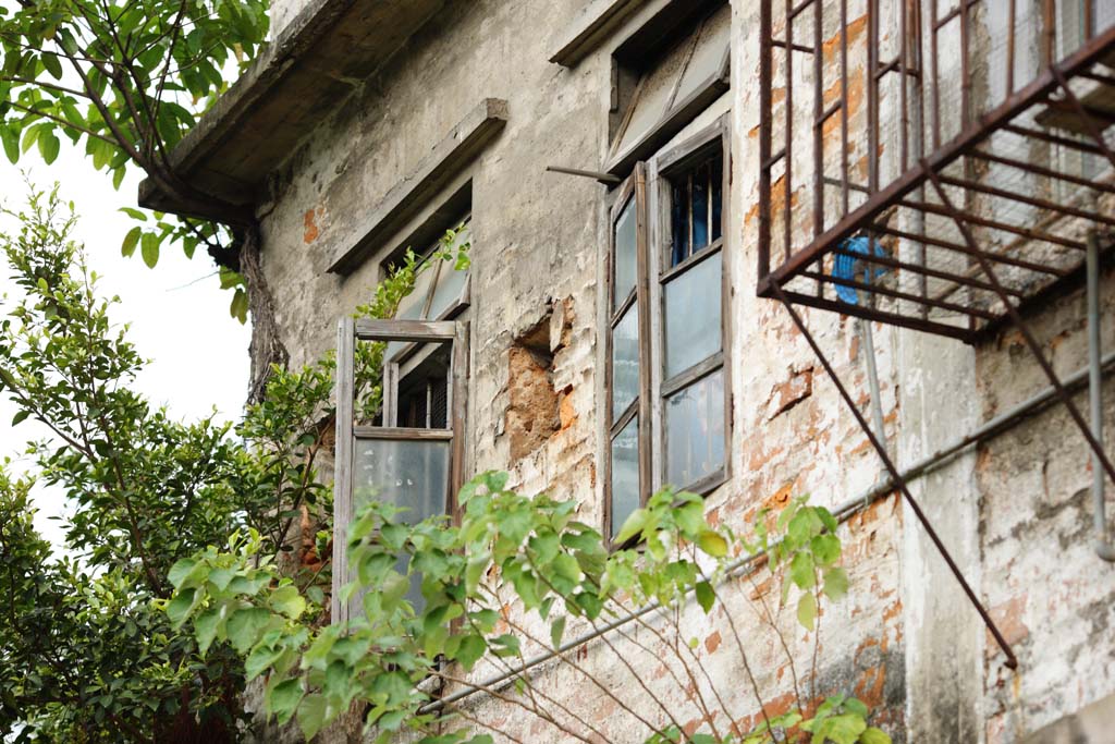 photo,material,free,landscape,picture,stock photo,Creative Commons,A private house of Guangzhou, brick, window, I am old, house
