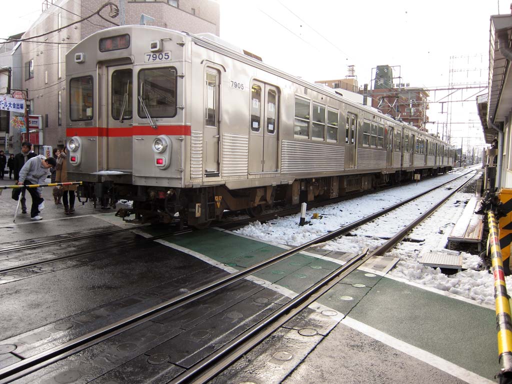 photo,material,free,landscape,picture,stock photo,Creative Commons,A snowy track, railroad, train, , 