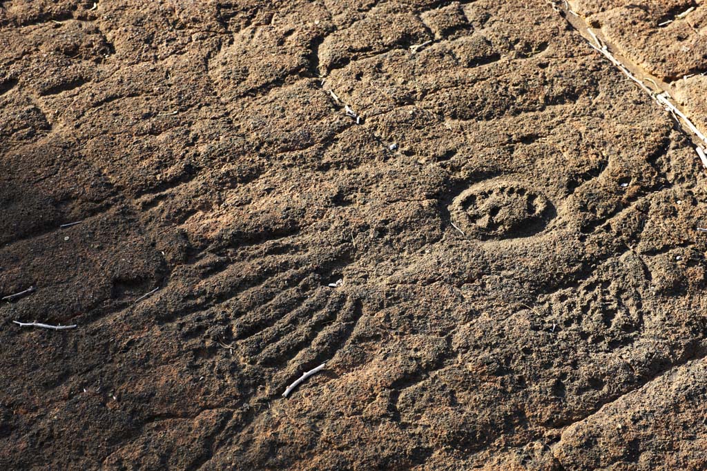 photo,material,free,landscape,picture,stock photo,Creative Commons,Puako Petroglyph, Lava, Lock art, Petroglyph, kaha-kii