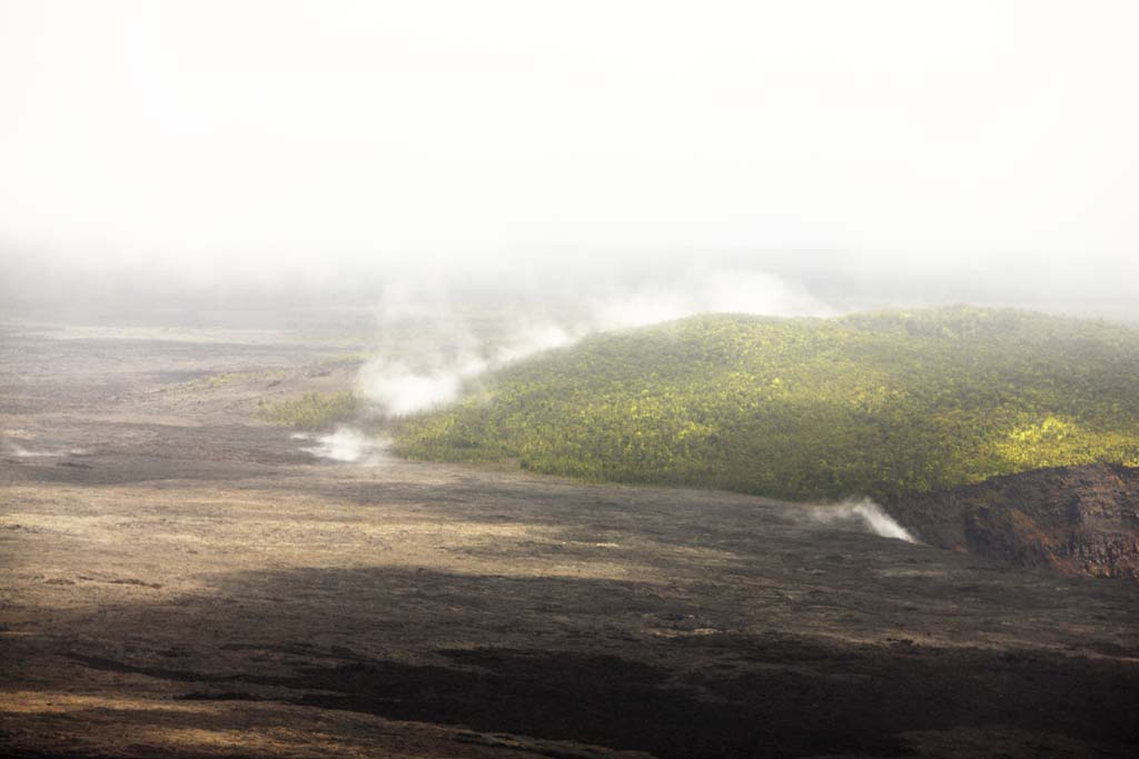 Foto, materiell, befreit, Landschaft, Bild, hat Foto auf Lager,Hawaii-Insel therische Fotografie, Lava, Der Krater, Riss im Boden, forsten Sie Feuer