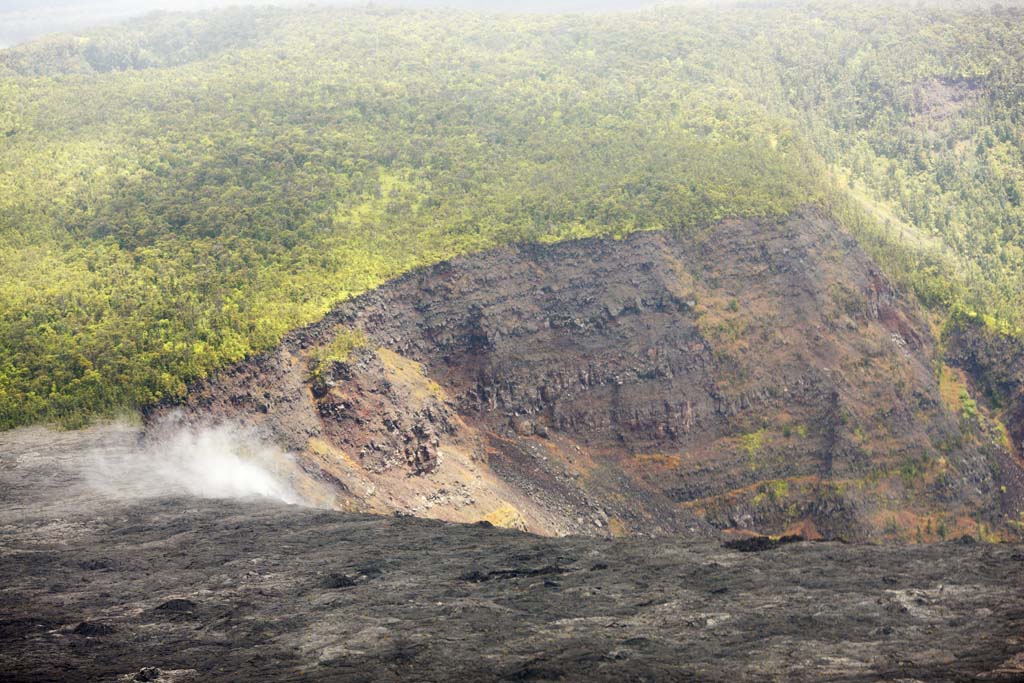 Foto, materieel, vrij, landschap, schilderstuk, bevoorraden foto,Hawaii Eiland luchtfotografie, Lava, De krater, Krak in ht gemaald, Bosbrand