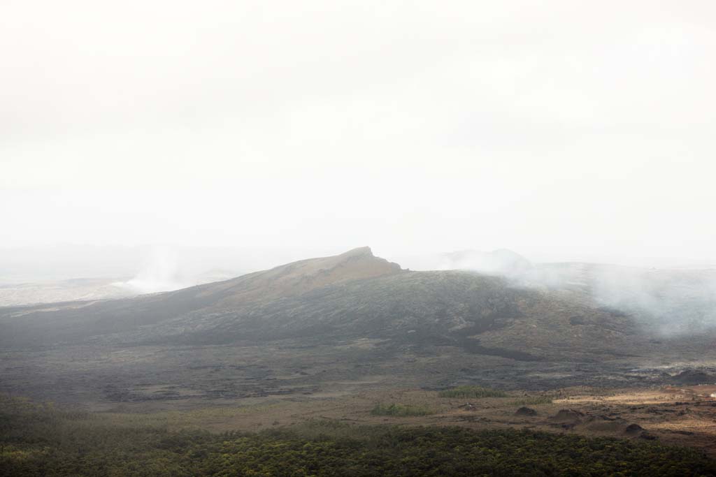 photo,material,free,landscape,picture,stock photo,Creative Commons,Mt. Kilauea, Lava, The crater, Puu Oo, Smoke