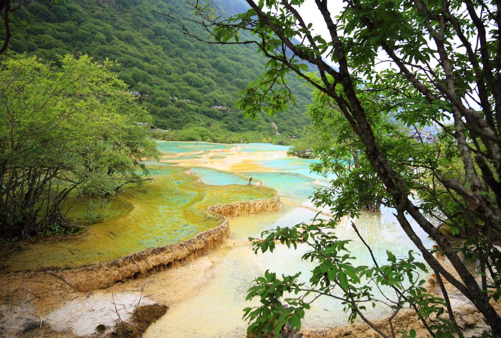 photo,material,free,landscape,picture,stock photo,Creative Commons,Huanglong five colors pond, , , , 