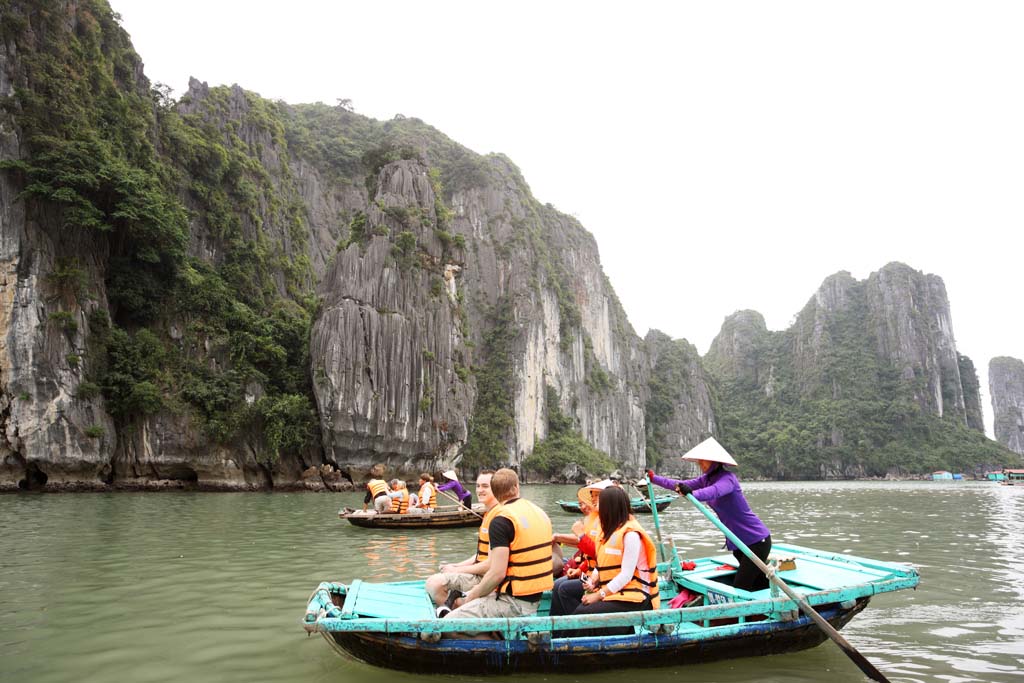 photo,material,free,landscape,picture,stock photo,Creative Commons,Halong Bay, , , , 