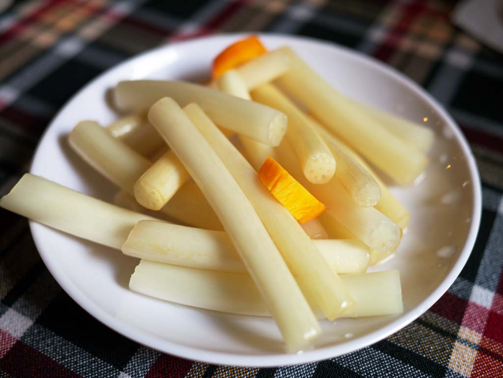 photo,material,free,landscape,picture,stock photo,Creative Commons,Lotus stem of pickles, , , , 