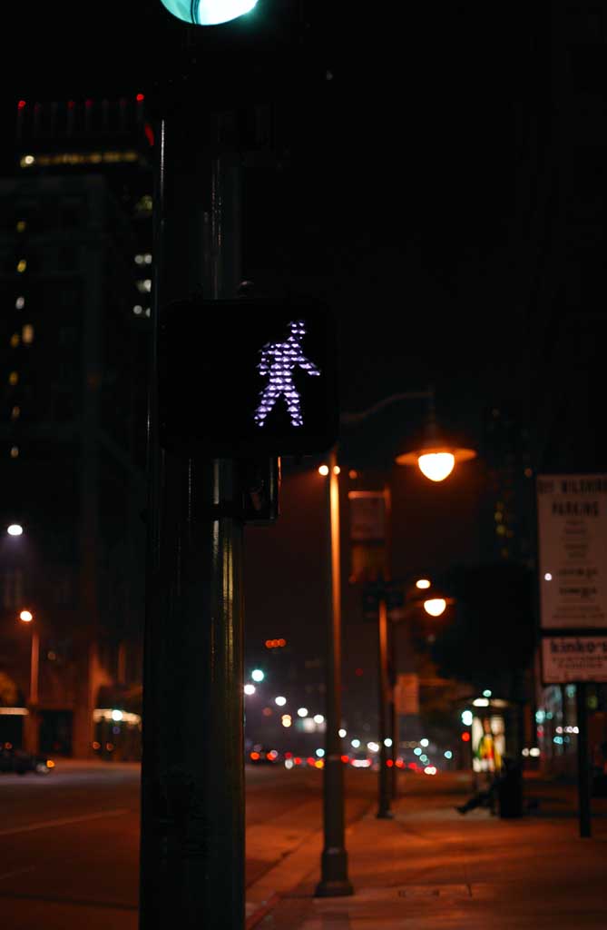 photo,material,free,landscape,picture,stock photo,Creative Commons,Pedestrian light, traffic signal, pedestrian, blue, night way