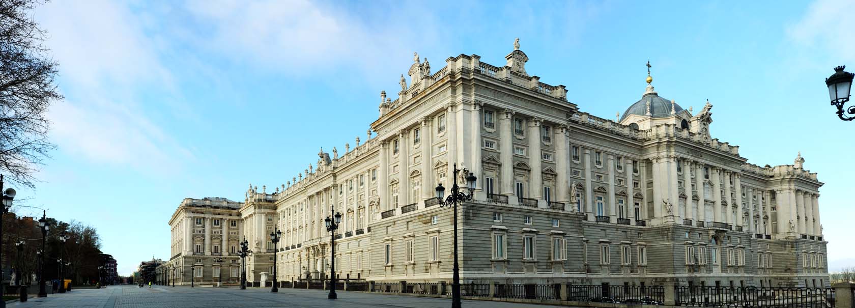 photo,material,free,landscape,picture,stock photo,Creative Commons,Madrid Royal Palace?, , , , 