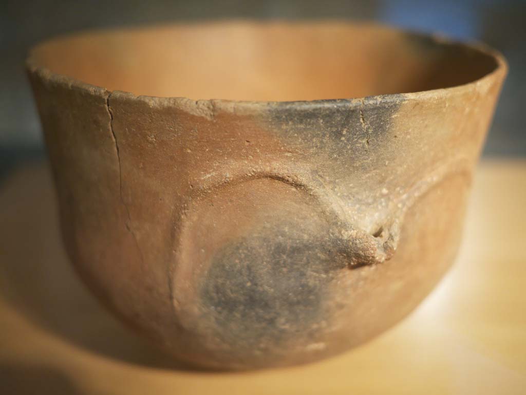 photo,material,free,landscape,picture,stock photo,Creative Commons,Ancient pottery, , , , 