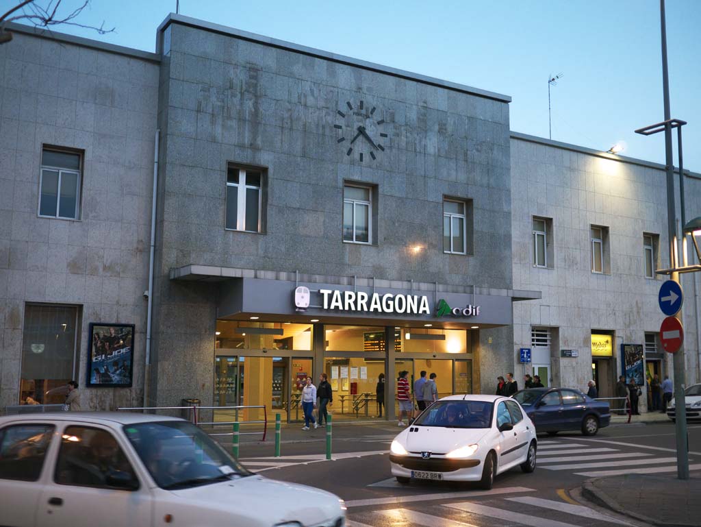 Foto, materieel, vrij, landschap, schilderstuk, bevoorraden foto,Tarragona treinstation, , , , 