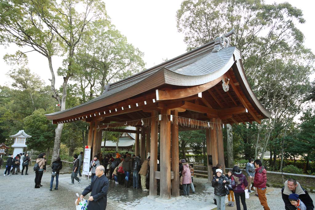 photo,material,free,landscape,picture,stock photo,Creative Commons,Kashihara Jingu water for washing facilities, , , , 