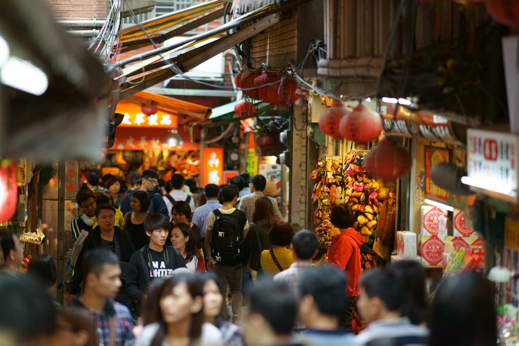 photo,material,free,landscape,picture,stock photo,Creative Commons,Crowded souvenir city, , , , 