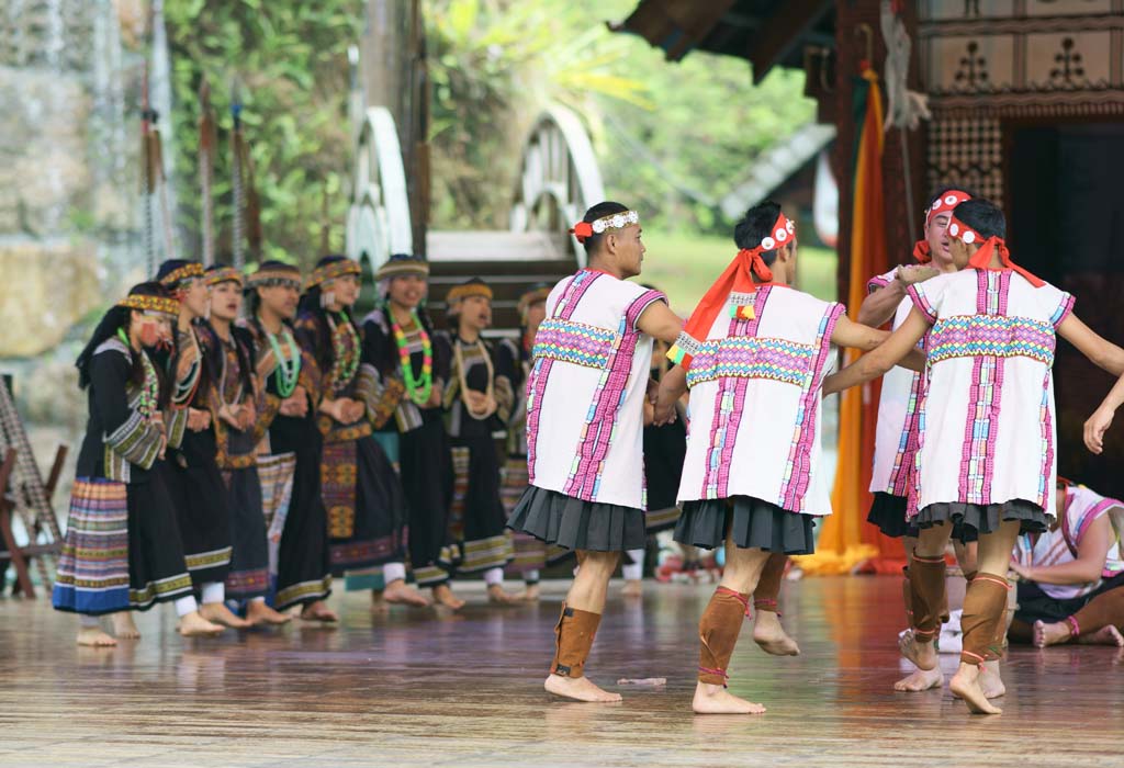 photo,material,free,landscape,picture,stock photo,Creative Commons,9 family culture village folk dance, jiu zu wen hua cun, , , 