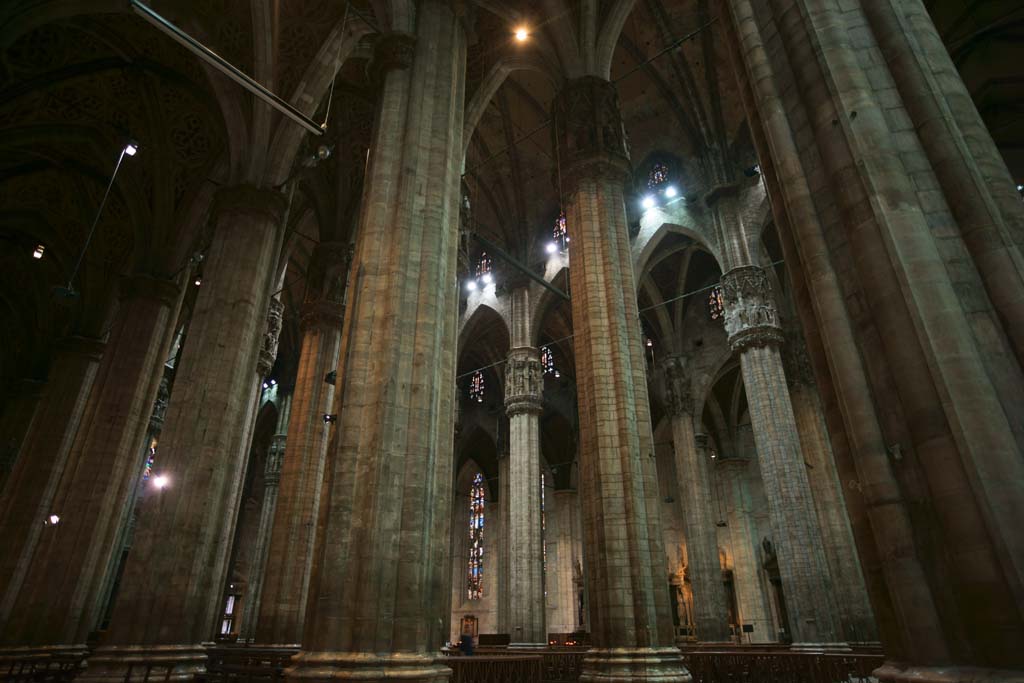 photo,material,free,landscape,picture,stock photo,Creative Commons,A view of the Duomo of Milan, , , , 