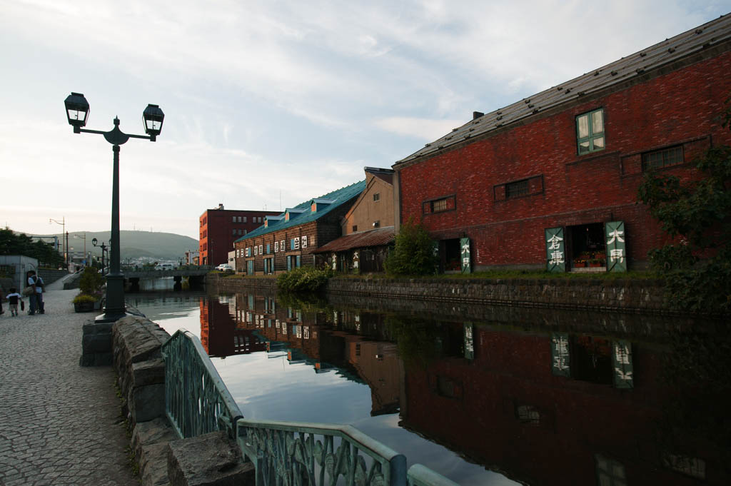 Foto, materieel, vrij, landschap, schilderstuk, bevoorraden foto,Otaru canal avond landschap, Kanaal, Straatlantaarn, De oppervlakte van het water, Baksteen magazijn