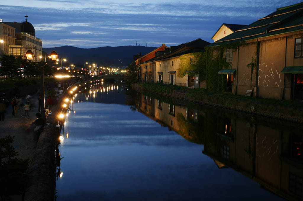 Foto, materieel, vrij, landschap, schilderstuk, bevoorraden foto,Otaru canal avond landschap, Kanaal, Straatlantaarn, De oppervlakte van het water, Baksteen magazijn