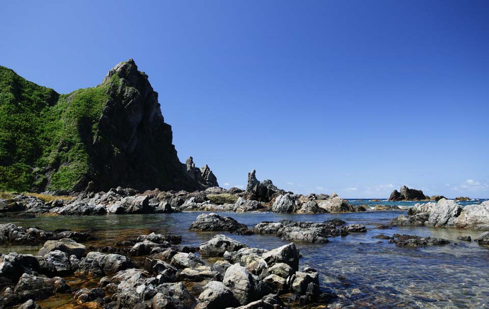 photo,material,free,landscape,picture,stock photo,Creative Commons,The sea of a pilgrimage, cliff, The shore, rock, wave