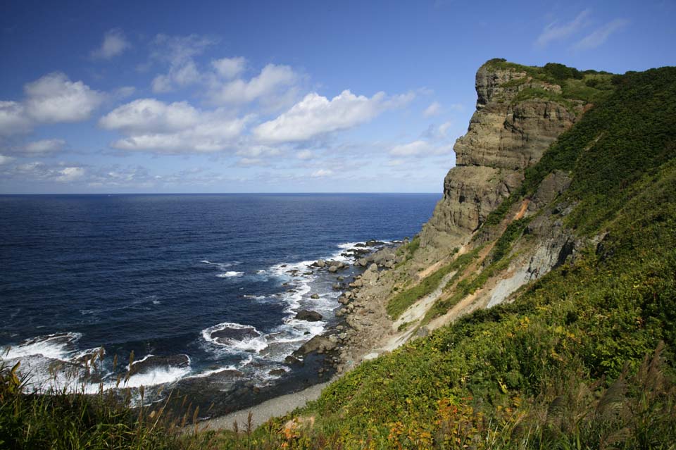 photo, la matire, libre, amnage, dcrivez, photo de la rserve,Une falaise de l'ombre rivage du jour, falaise, Le rivage, pierre, vague