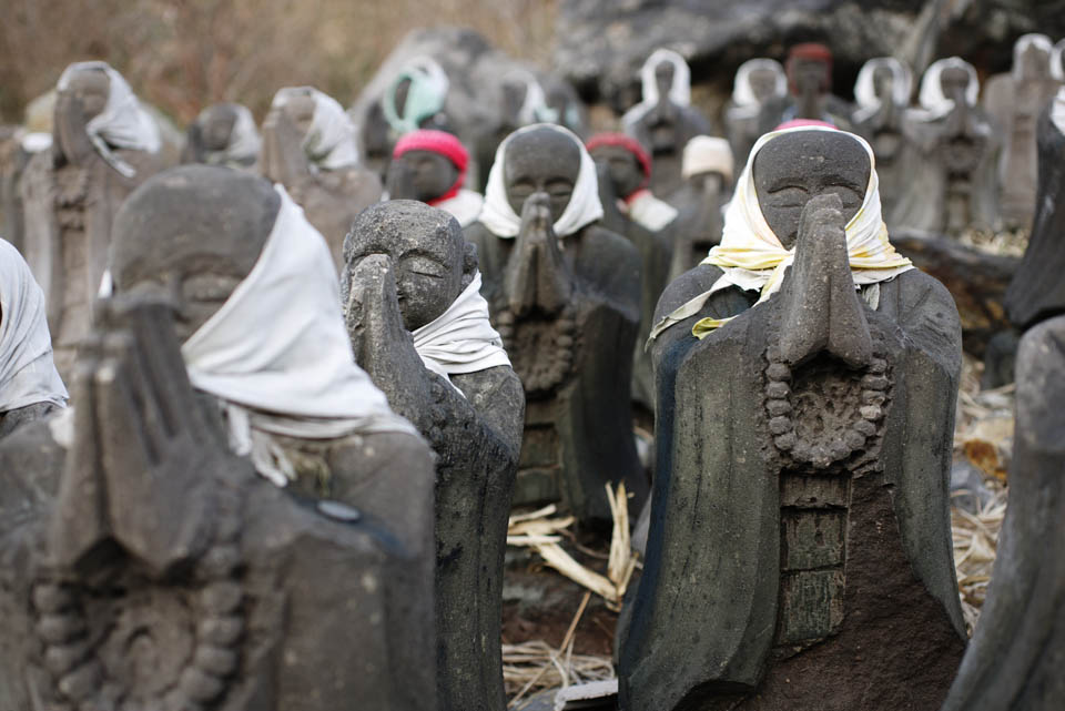 photo,material,free,landscape,picture,stock photo,Creative Commons,1000 guardian deities of children, guardideity of children, Prayer, riverbank, Hell