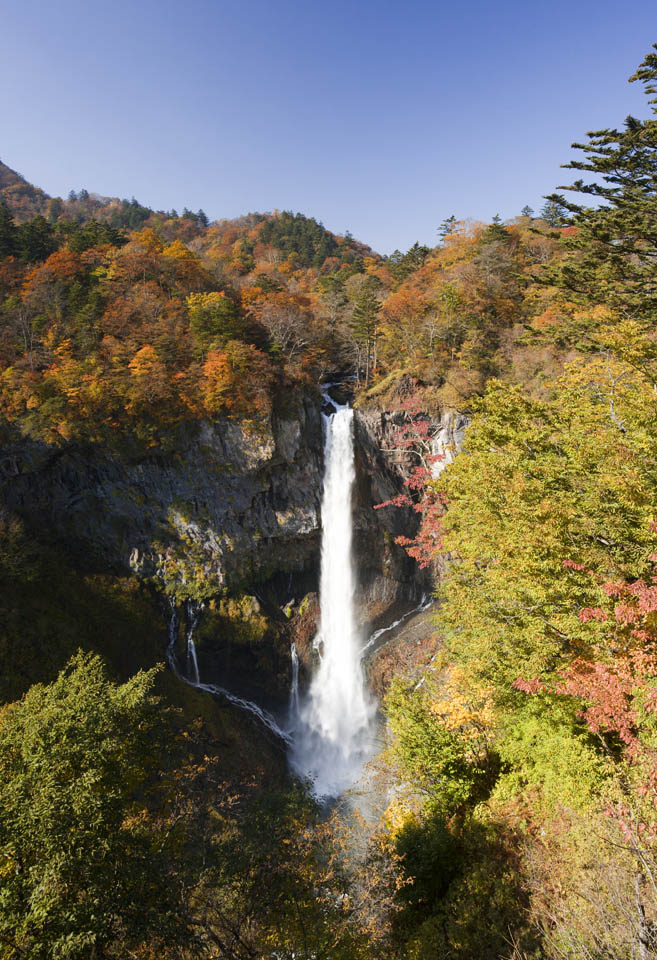 photo,material,free,landscape,picture,stock photo,Creative Commons,The sunlight Kegon Falls, waterfall, Maple, blue sky, Bave rock